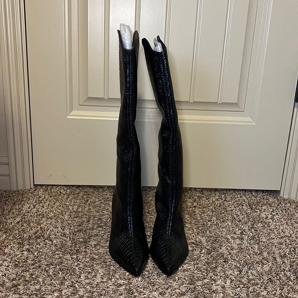 NIB Schutz Analeah Boot size 8.5